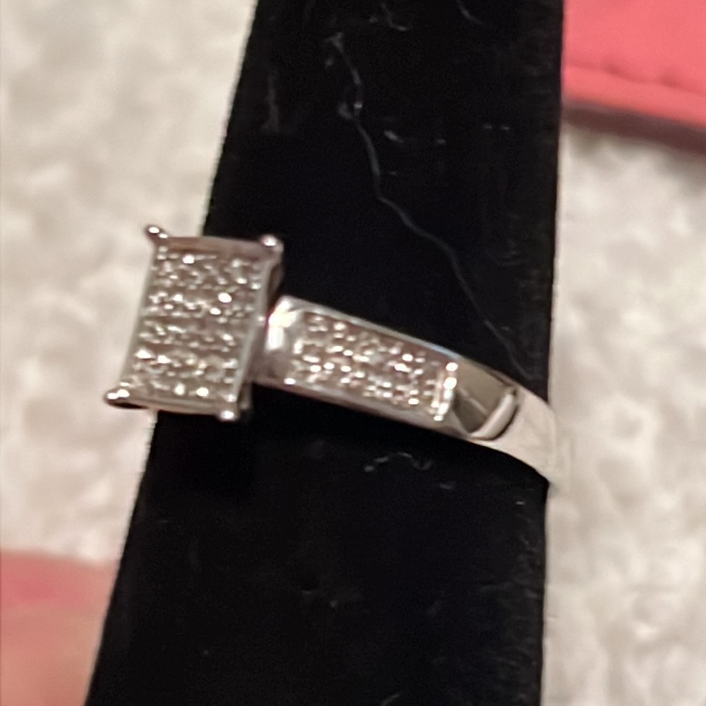 WGP SS diamond ring - Picture 3 of 5
